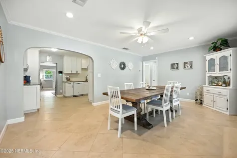 6147 Suwanee Road Jacksonville FL 32217