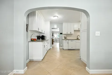 6147 Suwanee Road Jacksonville FL 32217