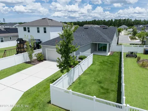 575 Buttonwood Loop Yulee FL 32097