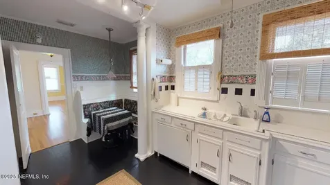 2044 Forbes Street Jacksonville FL 32204