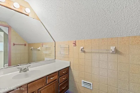 1083 Kings Road Neptune Beach FL 32266