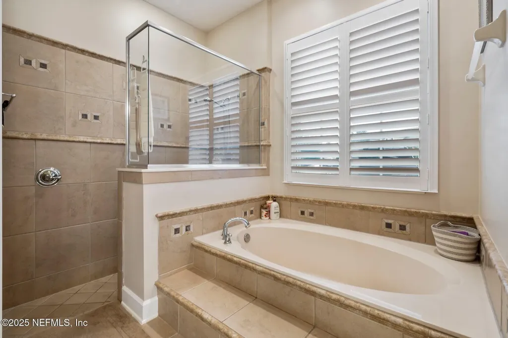 2025 Castle Point Court Fleming Island FL 32003