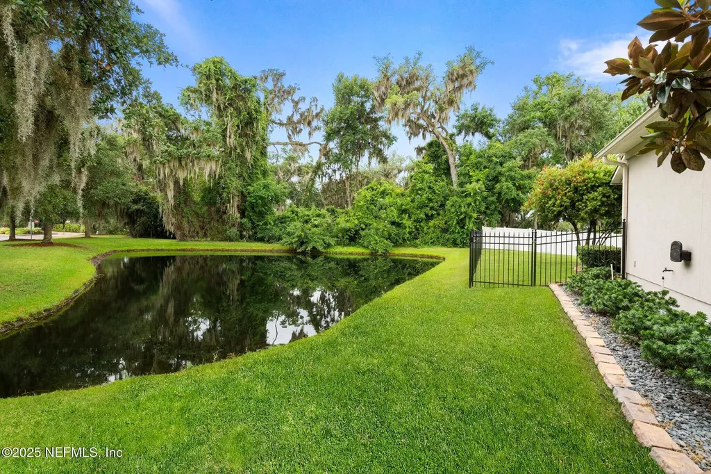 2025 Castle Point Court Fleming Island FL 32003