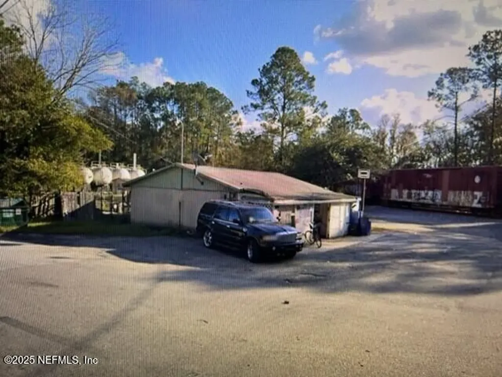 7477 Old Kings Road Jacksonville FL 32219