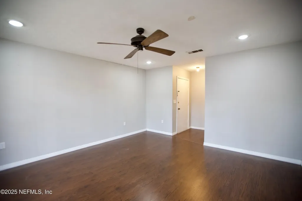 5201 Atlantic Boulevard Jacksonville FL 32207