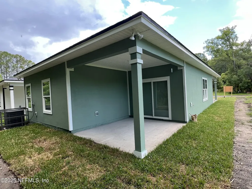 2120 W 2nd Street Jacksonville FL 32209