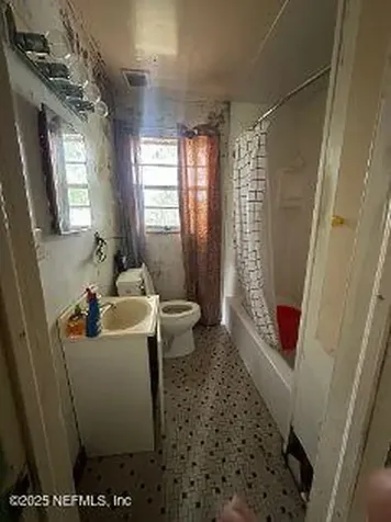 1087 Crestdale Street Jacksonville FL 32211