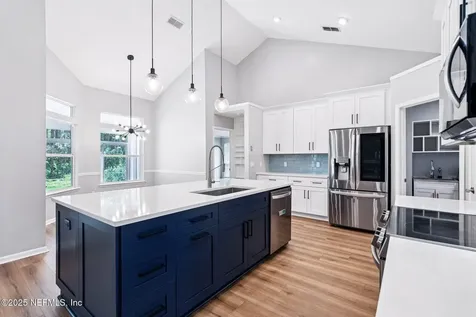 8725 Southern Glen Drive Jacksonville FL 32256