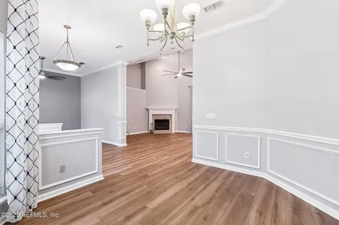 8725 Southern Glen Drive Jacksonville FL 32256