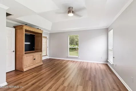 8725 Southern Glen Drive Jacksonville FL 32256