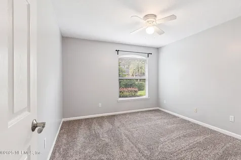 8725 Southern Glen Drive Jacksonville FL 32256