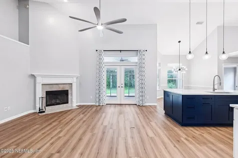 8725 Southern Glen Drive Jacksonville FL 32256