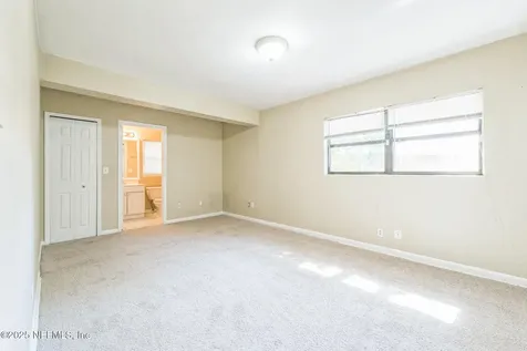 3157 Altamont Avenue E Jacksonville FL 32208