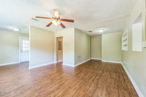 3157 Altamont Avenue E Jacksonville FL 32208