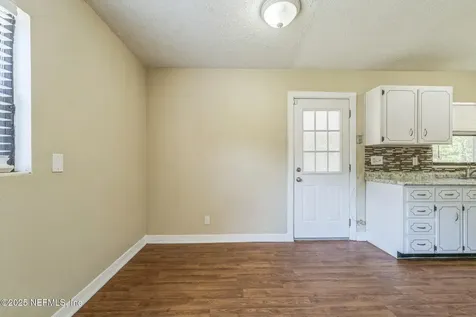 3157 Altamont Avenue E Jacksonville FL 32208