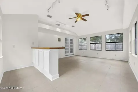 8426 Santana Court Jacksonville FL 32220