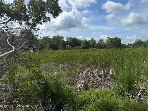 151 Long Branch Trail Interlachen FL 32148