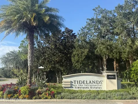 25 Riverview Bend N Palm Coast FL 32137