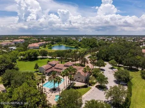 25 Riverview Bend N Palm Coast FL 32137