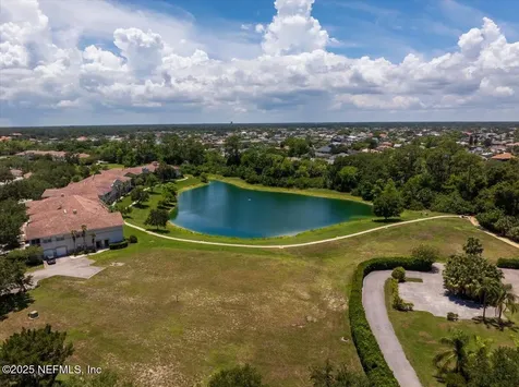 25 Riverview Bend N Palm Coast FL 32137