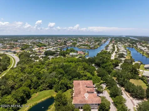 25 Riverview Bend N Palm Coast FL 32137