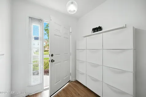3769 Verde Gardens Circle Jacksonville FL 32218