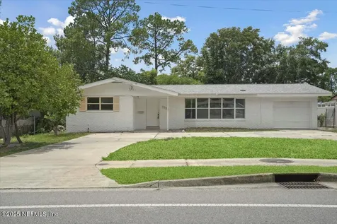 7934 Old Kings Road S Jacksonville FL 32217