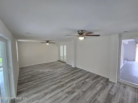 2640 Elisa Drive W Jacksonville FL 32216