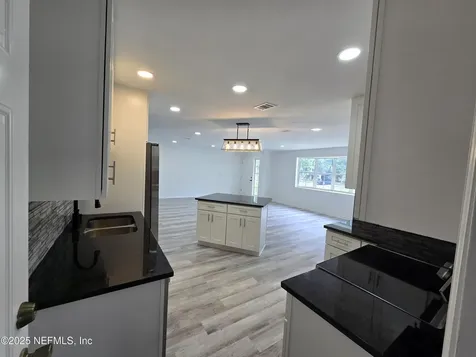 2640 Elisa Drive W Jacksonville FL 32216