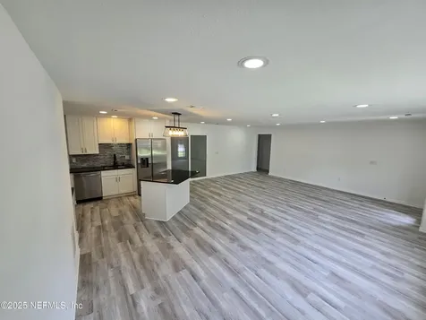 2640 Elisa Drive W Jacksonville FL 32216