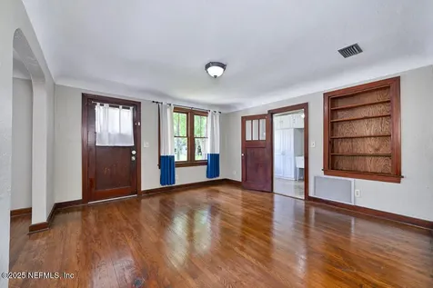 2754 Myra Street Jacksonville FL 32205