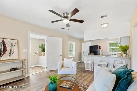 9814 Buncome Road Jacksonville FL 32246