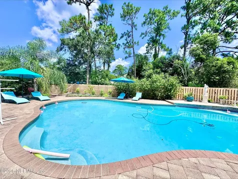 8107 Woodgrove Road Jacksonville FL 32256