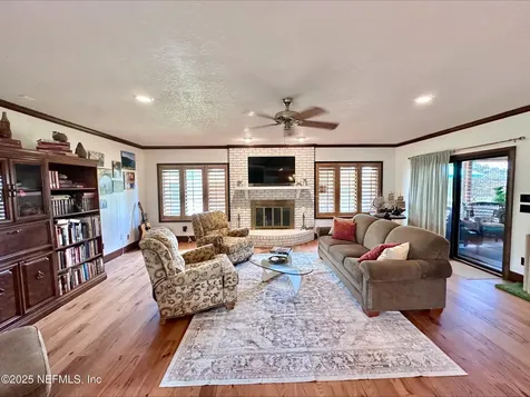 8107 Woodgrove Road Jacksonville FL 32256