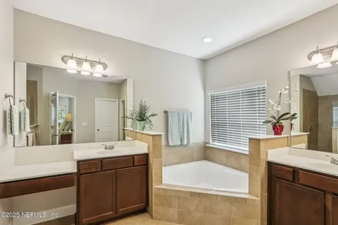 5000 Redford Manor Drive Jacksonville FL 32258