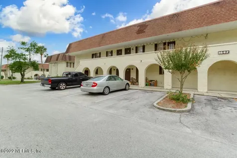1768 El Camino Road Jacksonville FL 32216