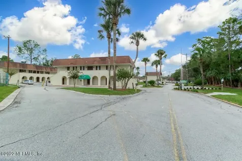 1768 El Camino Road Jacksonville FL 32216