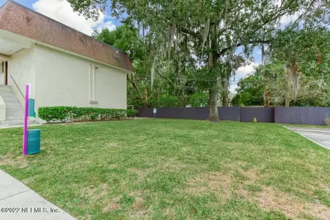 1768 El Camino Road Jacksonville FL 32216