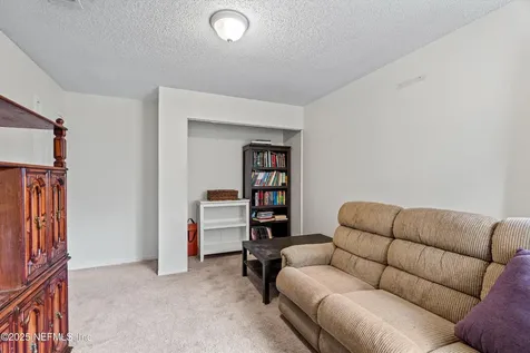 8182 Loch Lomond Lane Jacksonville FL 32244