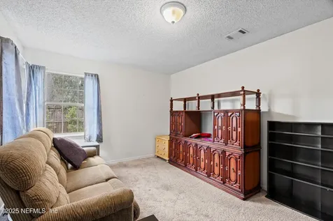 8182 Loch Lomond Lane Jacksonville FL 32244