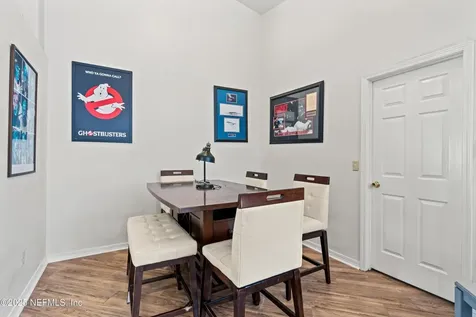 8182 Loch Lomond Lane Jacksonville FL 32244
