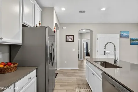 10381 Pavnes Creek Drive Jacksonville FL 32222
