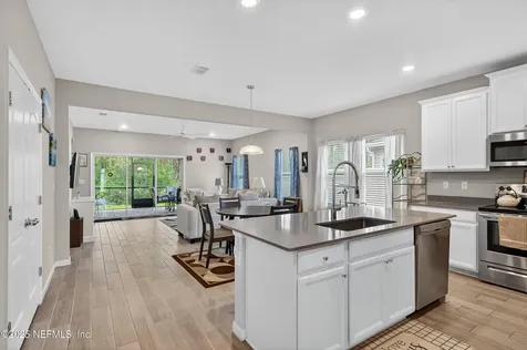 10381 Pavnes Creek Drive Jacksonville FL 32222