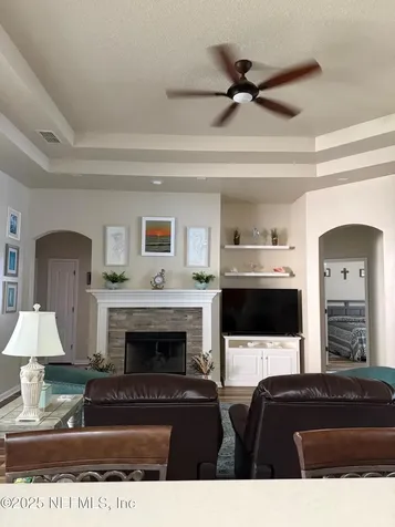 4079 Sherman Hills Parkway W Jacksonville FL 32210