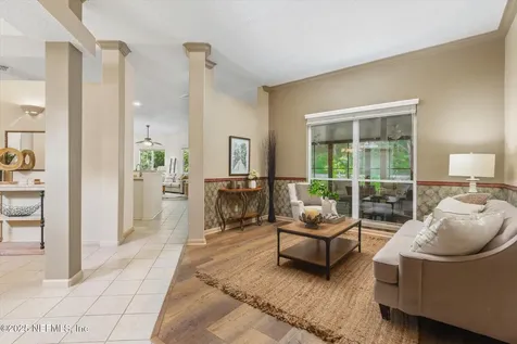 5221 Camelot Forest Drive Jacksonville FL 32258