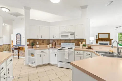 5221 Camelot Forest Drive Jacksonville FL 32258
