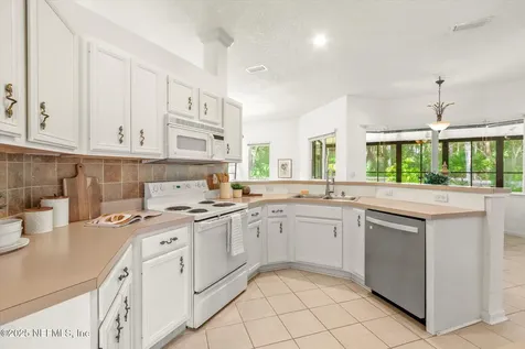 5221 Camelot Forest Drive Jacksonville FL 32258