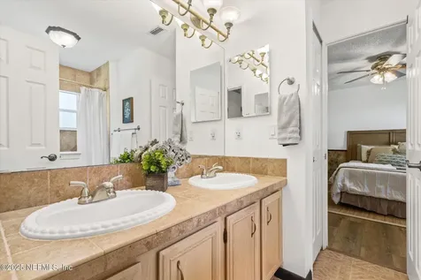 5221 Camelot Forest Drive Jacksonville FL 32258