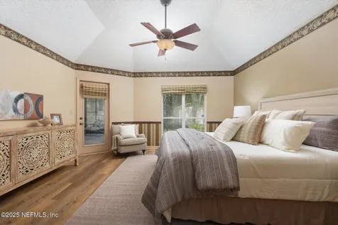 5221 Camelot Forest Drive Jacksonville FL 32258