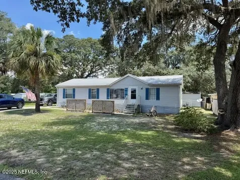 202 Ash Street Interlachen FL 32148